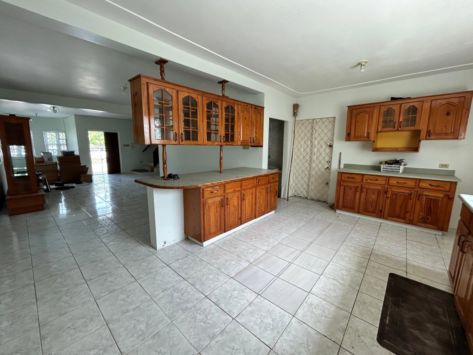 Townhouse-for-Rent-in-St.-Andrew-Jamaica-1-16a-Knightsdale-Drive Second image of 1-16a Knightsdale Drive in Kingston 19, St. Andrew, Jamaica - property is For Rent