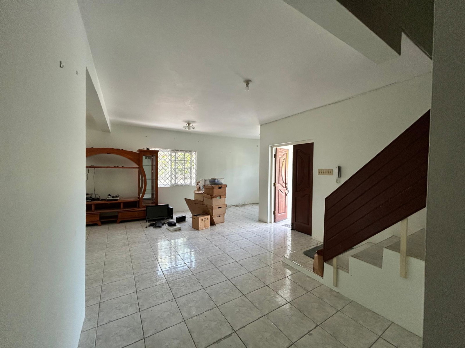 Townhouse-for-Rent-in-St.-Andrew-Jamaica-1-16a-Knightsdale-Drive Third image of 1-16a Knightsdale Drive in Kingston 19, St. Andrew, Jamaica - property is For Rent