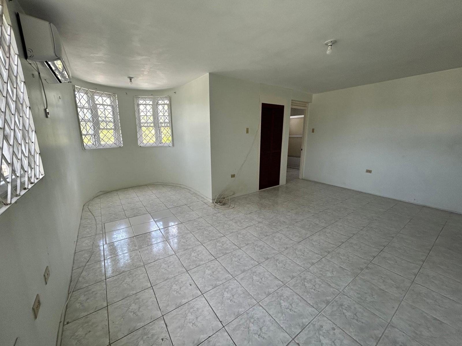 Townhouse-for-Rent-in-St.-Andrew-Jamaica-1-16a-Knightsdale-Drive Ninth image of 1-16a Knightsdale Drive in Kingston 19, St. Andrew, Jamaica - property is For Rent