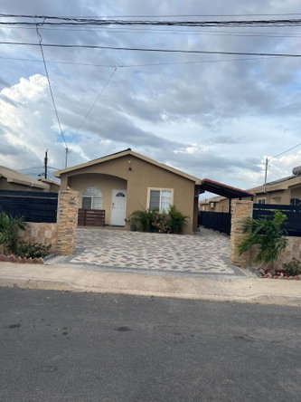 First image of 133 Pearl Avenue Phoenix Park in Phoenix Park, St. Catherine, Jamaica - property is For Sale