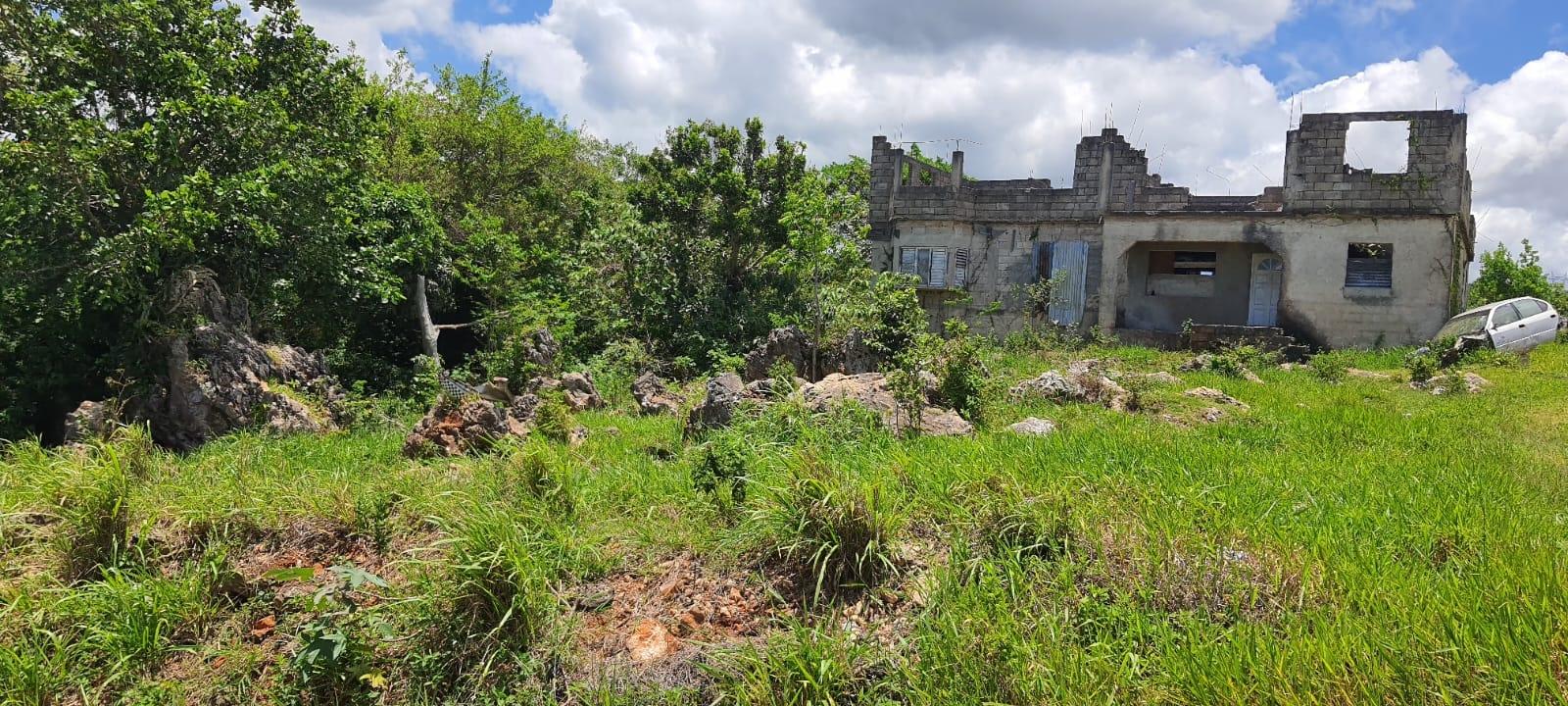 Second image of Lincoln in Lincoln, Manchester, Jamaica - property is For Sale