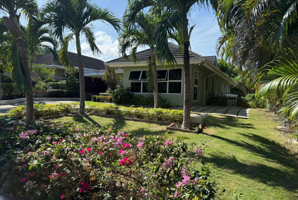 Second image of 289 Richmond in Ocho Rios, St. Ann, Jamaica - property is For Sale