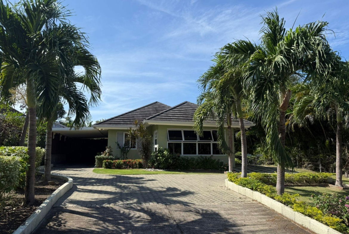 First image of 289 Richmond in Ocho Rios, St. Ann, Jamaica - property is For Sale