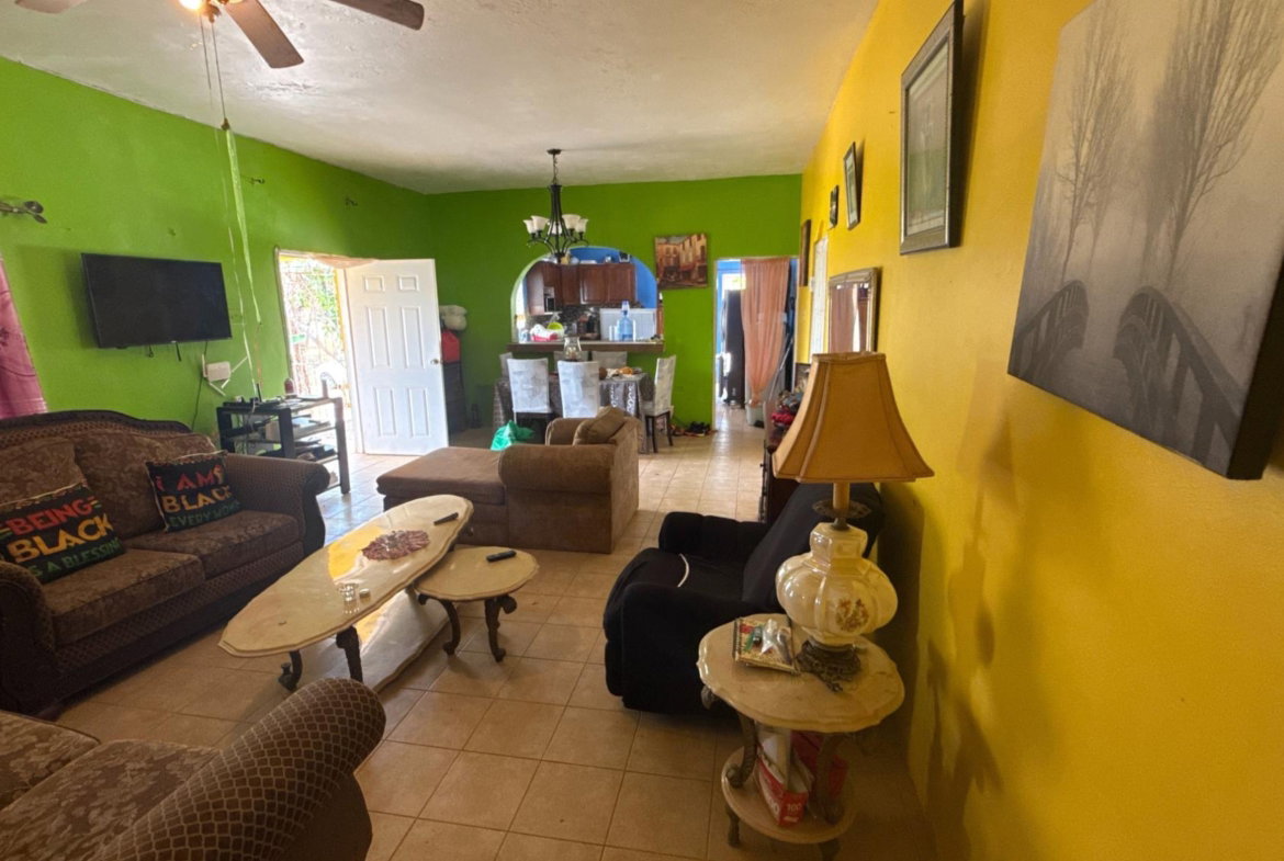 Twelfth image of Part of Ballards Valley in Ballards Valley, St. Elizabeth, Jamaica - property is For Sale