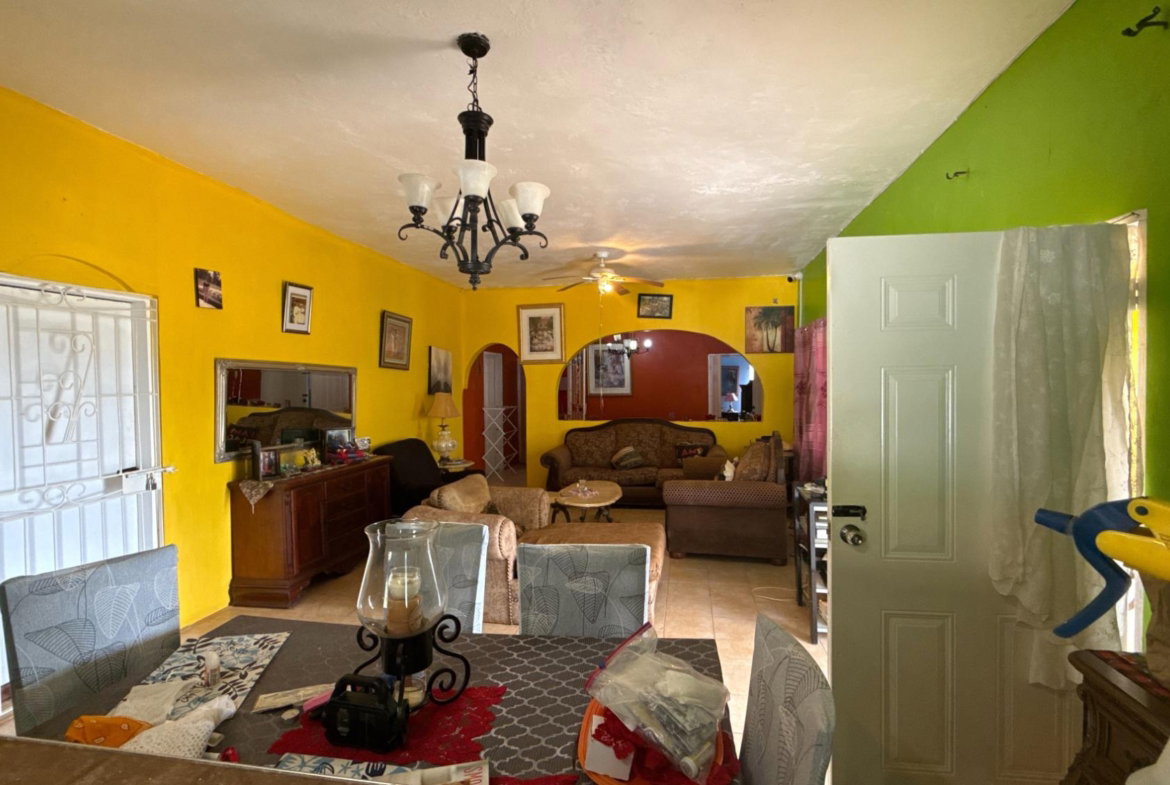 Ninth image of Part of Ballards Valley in Ballards Valley, St. Elizabeth, Jamaica - property is For Sale