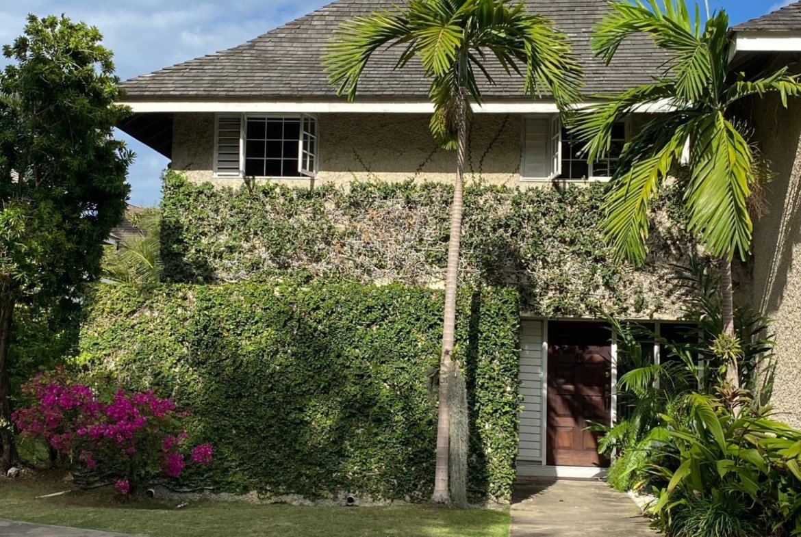 Second image of T/h No. 5-anchorage Tony Hart Boulevard in Montego Bay, St. James, Jamaica - property is For Rent