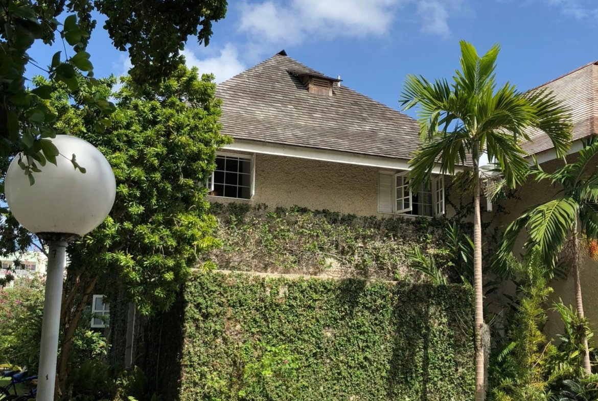 Twenty-Eighth image of T/h No. 5-anchorage Tony Hart Boulevard in Montego Bay, St. James, Jamaica - property is For Rent