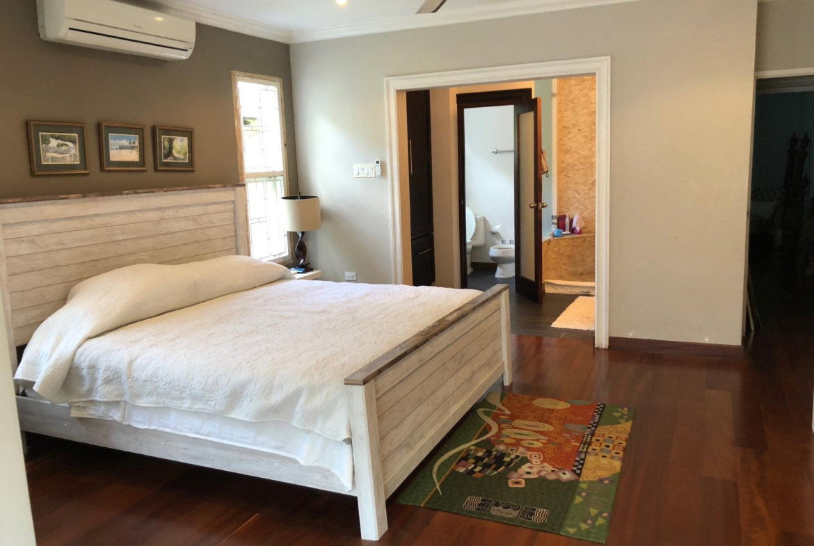 Tenth image of T/h No. 5-anchorage Tony Hart Boulevard in Montego Bay, St. James, Jamaica - property is For Rent