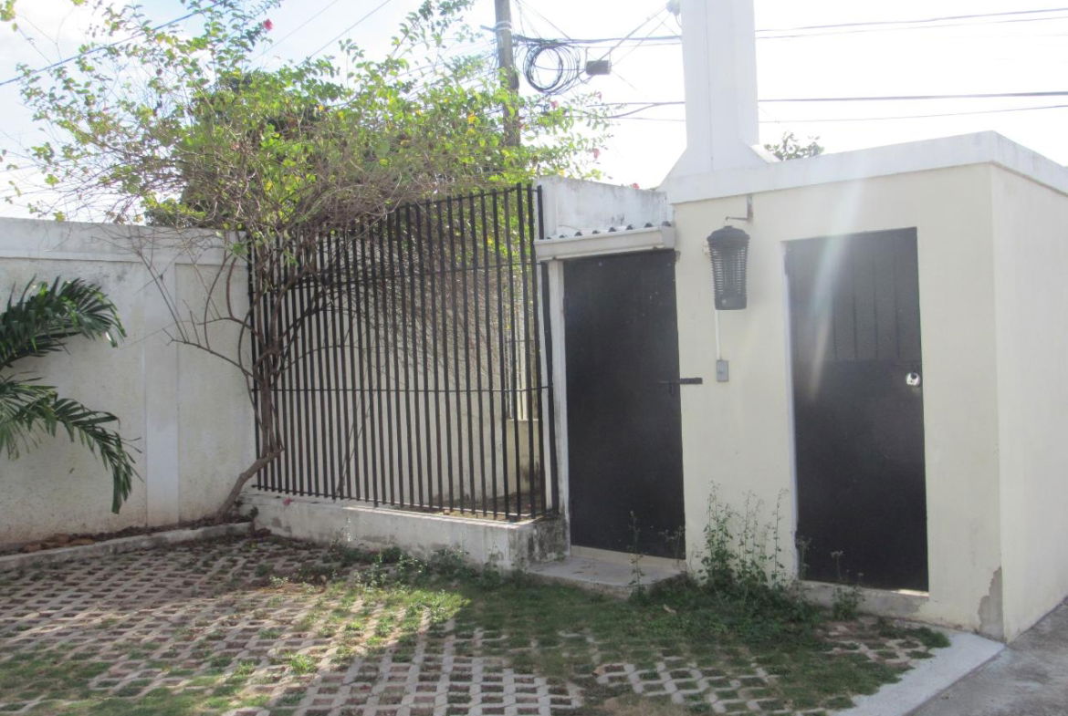 Twelfth image of 2-8 Hamlet Crescent in Kingston 20, St. Andrew, Jamaica - property is For Sale