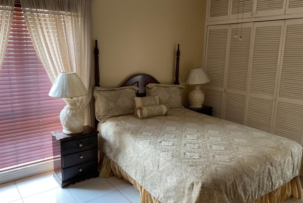 Seventh image of 14a-44-46 Trafalgar Road in Kingston 5, St. Andrew, Jamaica - property is For Sale