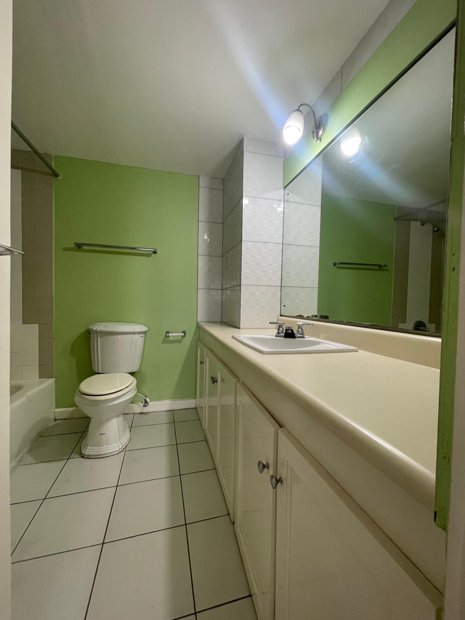 2-Bed-2-Bath-Waterfront-Apartment-for-Rent-in-Ocean-Towers-Kingston Twelfth image of E-205- Ocean Towers, Ocean Blvd in KINGSTON, Kingston, Jamaica - property is For Rent