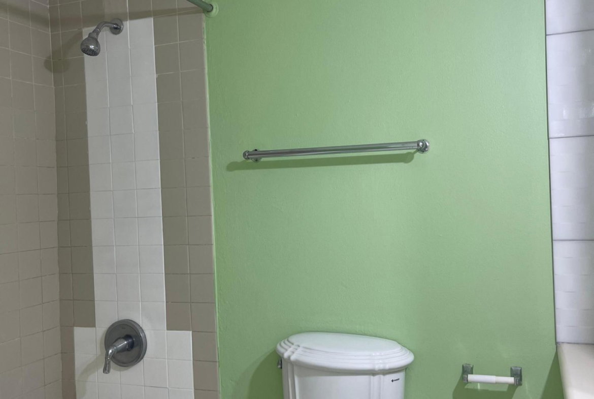 Thirteenth image of E-205- Ocean Towers, Ocean Blvd in KINGSTON, Kingston, Jamaica - property is For Rent