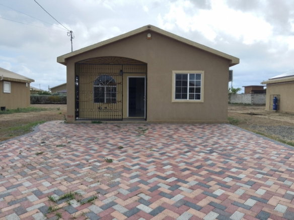 First image of Phoenix Park Village 1 in Phoenix Park, St. Catherine, Jamaica - property is For Rent