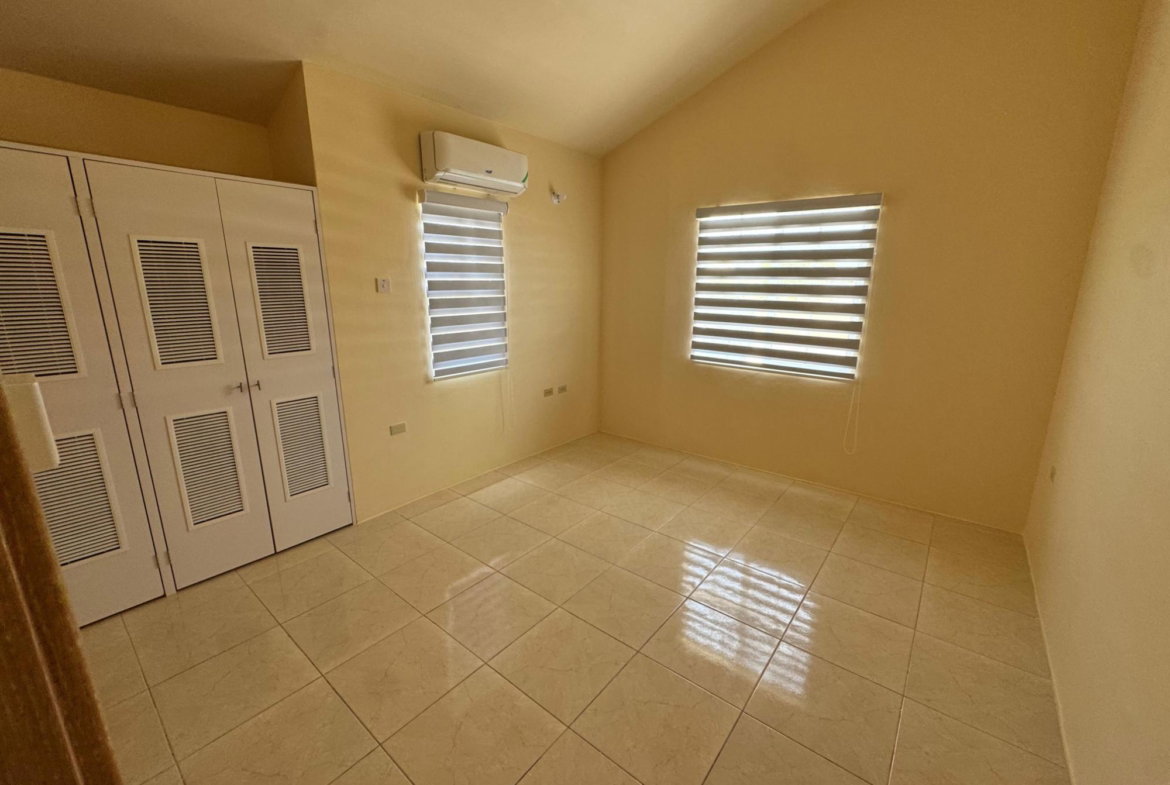Seventh image of 1424 Phoenix Park Village Ph4 in Phoenix Park, St. Catherine, Jamaica - property is For Rent