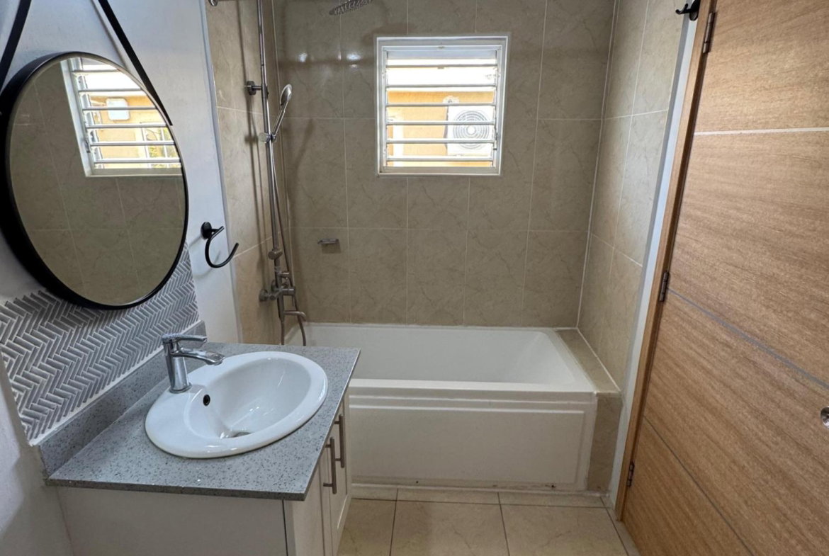 Ninth image of 1424 Phoenix Park Village Ph4 in Phoenix Park, St. Catherine, Jamaica - property is For Rent