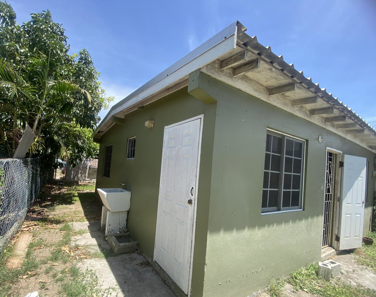 Third image of 915 Braeton New Town in Braeton Newtown, St. Catherine, Jamaica - property is For Sale