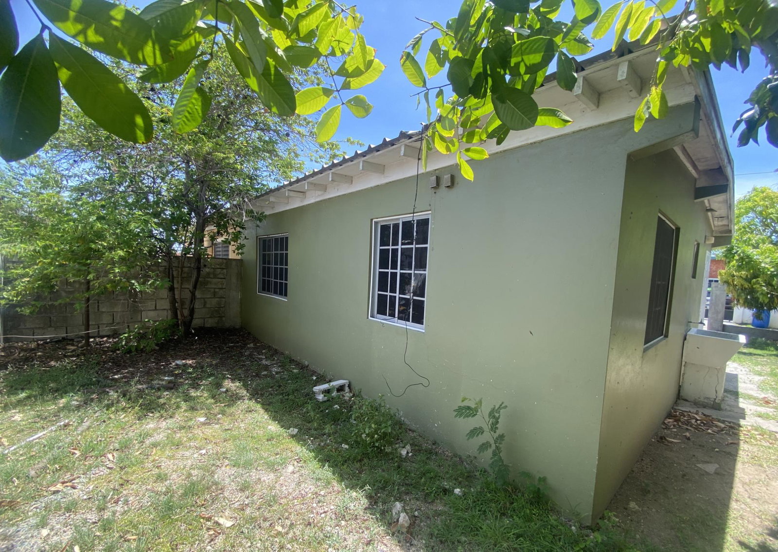Fifth image of 915 Braeton New Town in Braeton Newtown, St. Catherine, Jamaica - property is For Sale