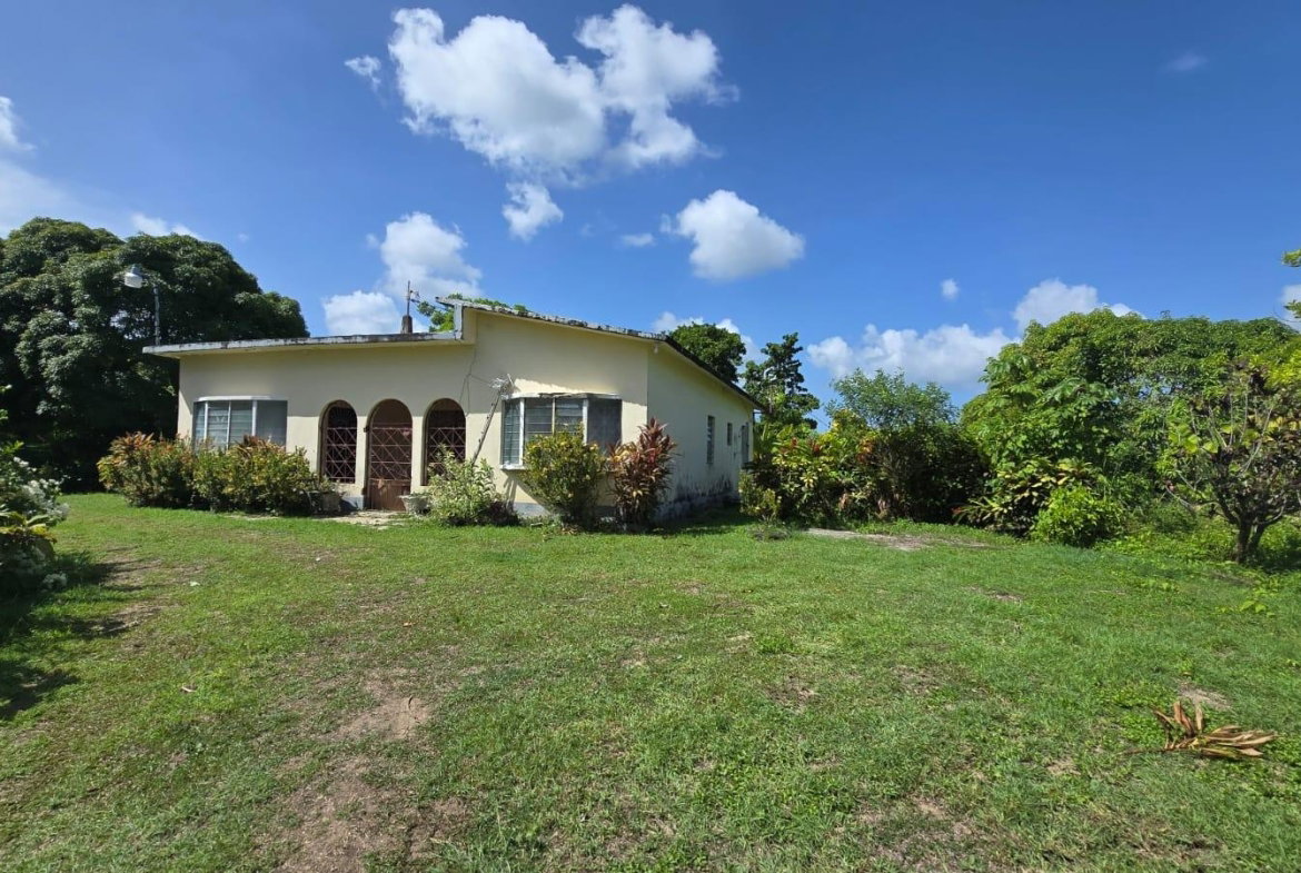 Eighth image of Pleasant Hill in Pleasant Hill, St. Thomas, Jamaica - property is For Sale