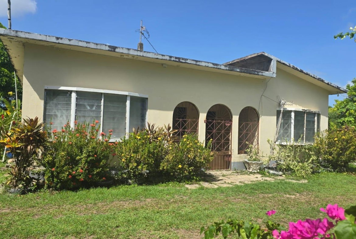 Ninth image of Pleasant Hill in Pleasant Hill, St. Thomas, Jamaica - property is For Sale