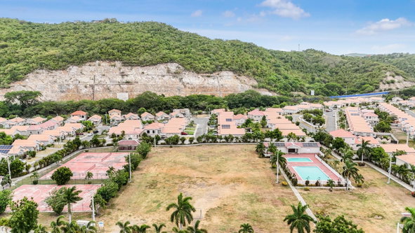 Seventeenth image of D14 Caymanas Country Club Est in Caymanas, St. Catherine, Jamaica - property is For Rent