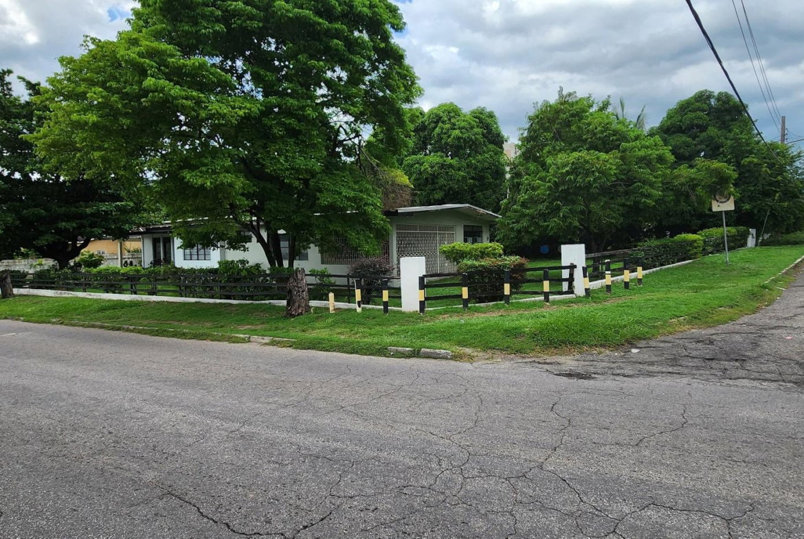 Third image of 32 Barrington Drive in Kingston 19, St. Andrew, Jamaica - property is For Sale