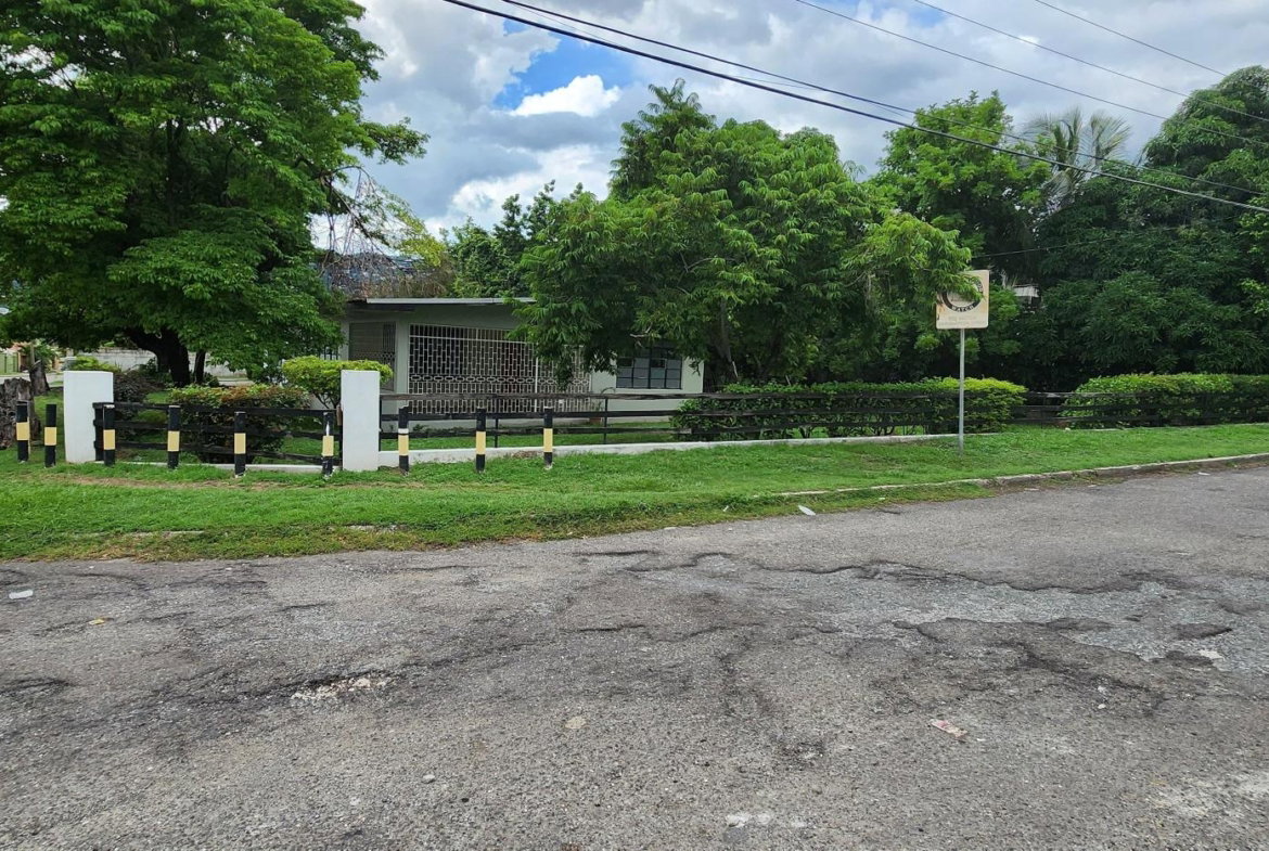 Fourth image of 32 Barrington Drive in Kingston 19, St. Andrew, Jamaica - property is For Sale