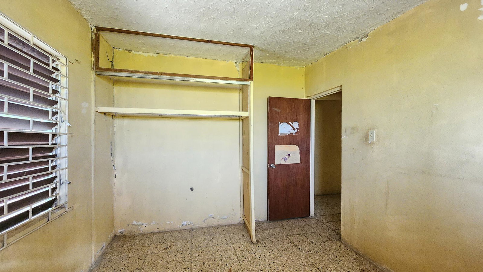 Seventh image of Fulmer Crescent in Ensom City, St. Catherine, Jamaica - property is For Sale