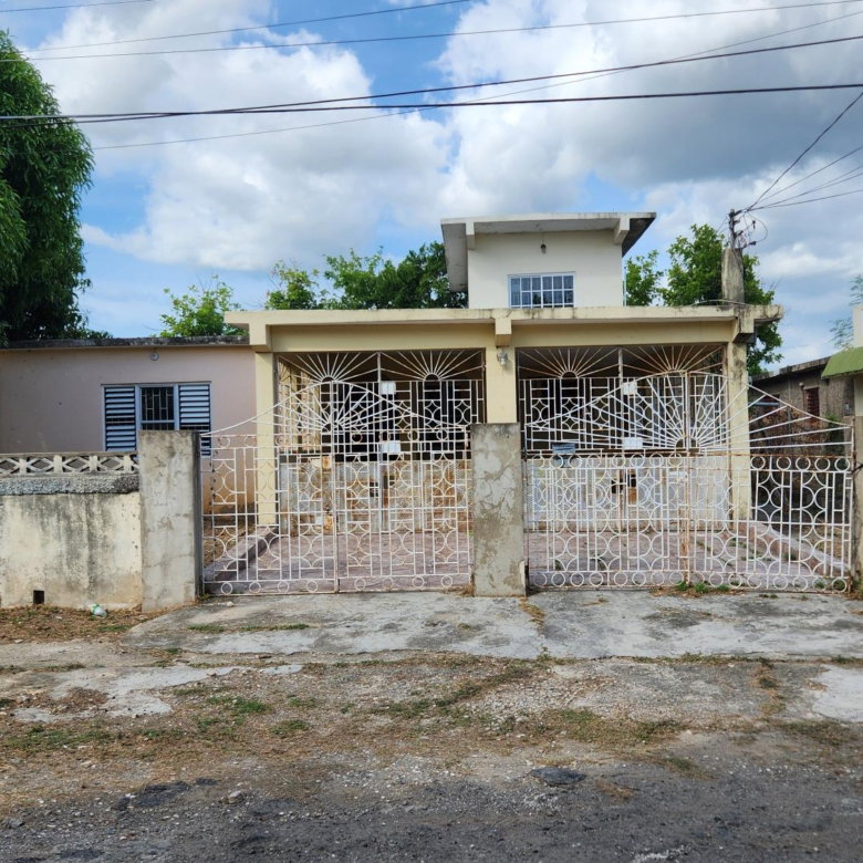 First image of Fulmer Crescent in Ensom City, St. Catherine, Jamaica - property is For Sale