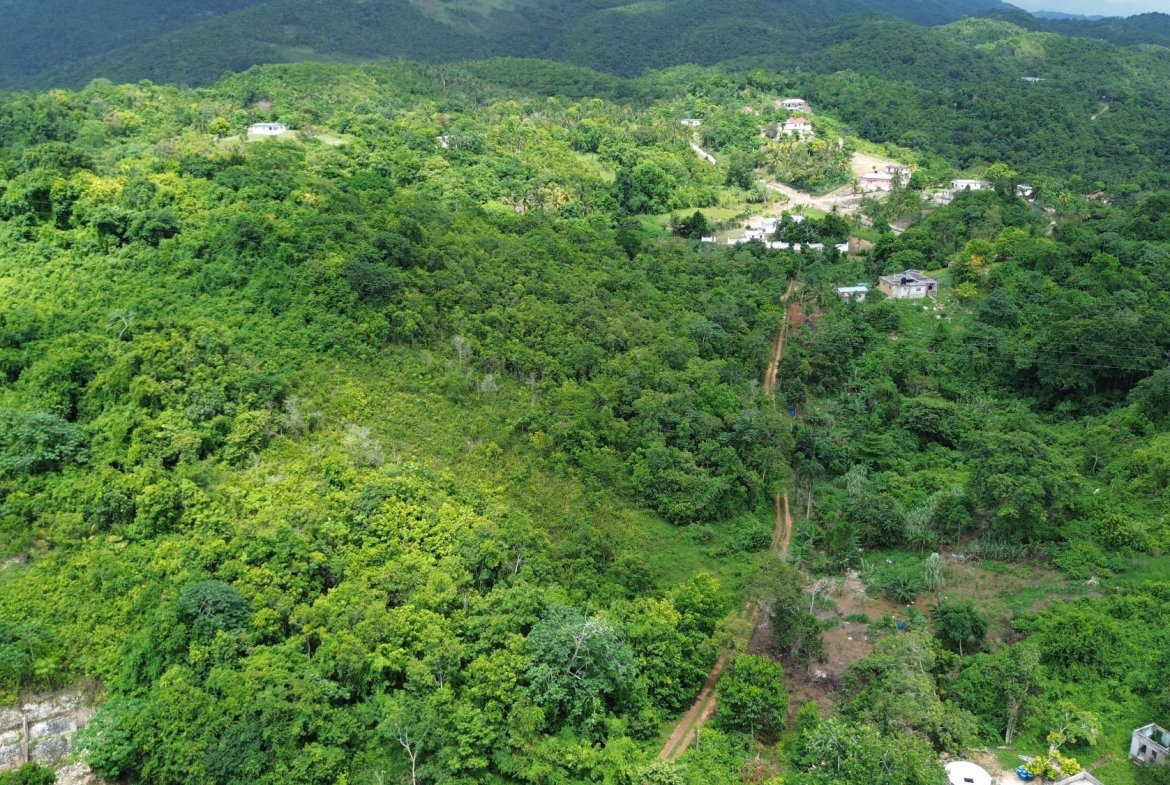 Ninth image of Keith Hall in Sligoville, St. Catherine, Jamaica - property is For Sale