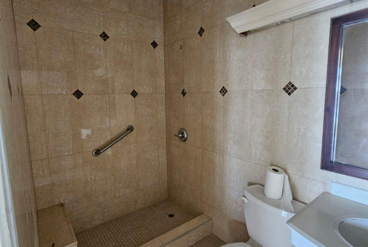 Fourth image of 6-block a Chelsea Avenue in Kingston 5, St. Andrew, Jamaica - property is For Rent