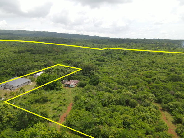 Second image of Denbigh in Denbigh, Clarendon, Jamaica - property is For Sale