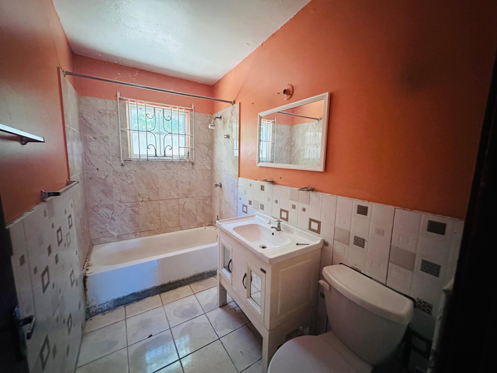 Affordable-Fixer-Upper-House-for-Sale-in-St.-Catherine-Jamaica-–-17-Laura-Drive Eleventh image of 17 Laura Drive in Ensom City, St. Catherine, Jamaica - property is For Sale