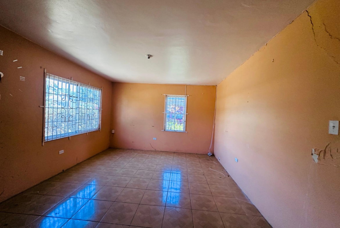 Ninth image of 17 Laura Drive in Ensom City, St. Catherine, Jamaica - property is For Sale