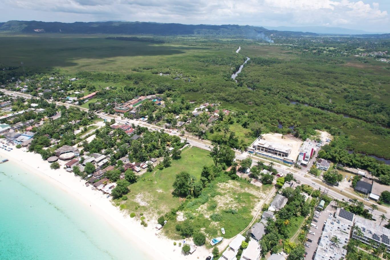Beachfront-Hotel-Development-Land-for-Sale-in-Negril-Jamaica-3.83-Acres-on-Seven-Mile-Beach Fifth image of Cayenne Beach Negril in Negril, Westmoreland, Jamaica - property is For Sale