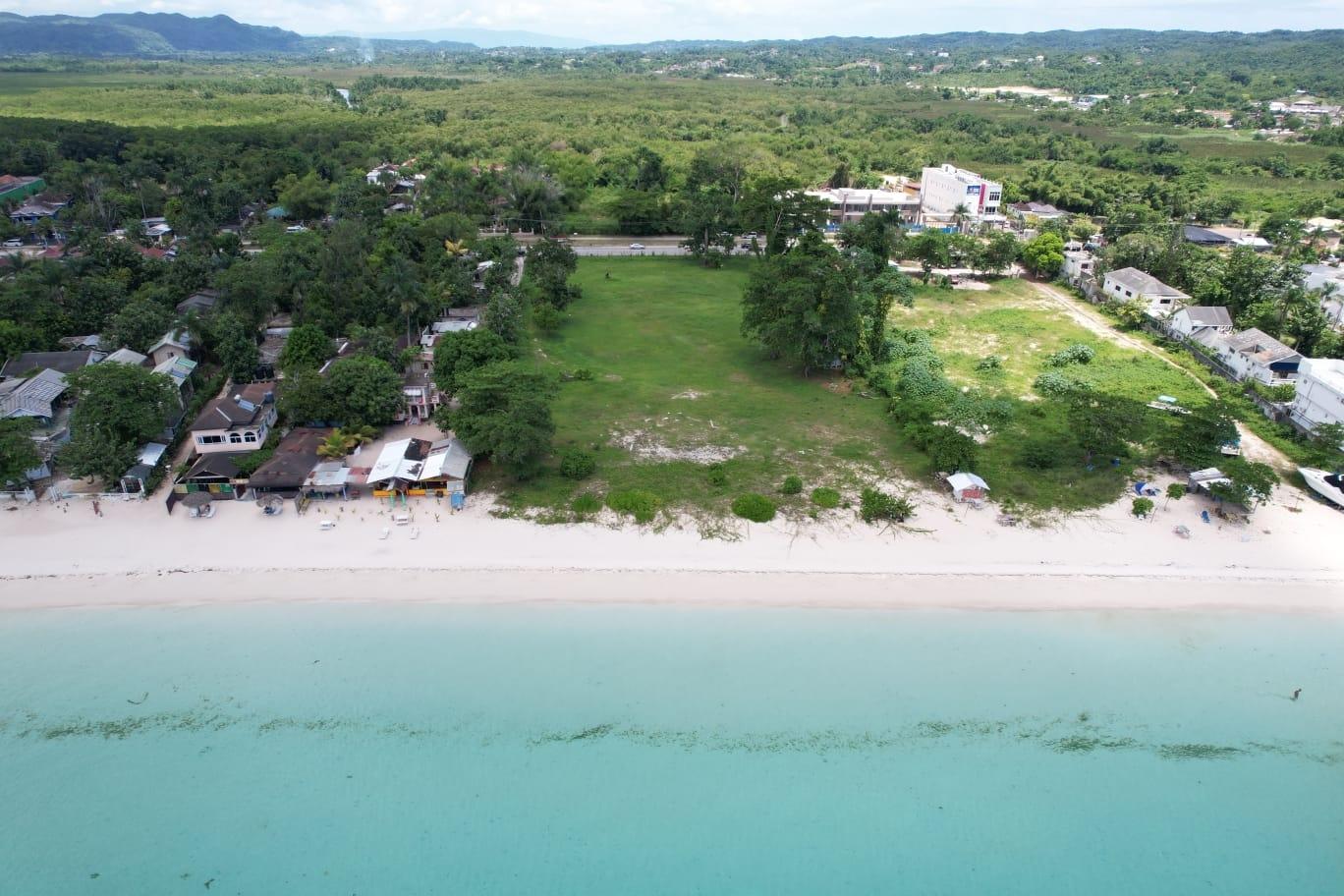 Beachfront-Hotel-Development-Land-for-Sale-in-Negril-Jamaica-3.83-Acres-on-Seven-Mile-Beach Sixth image of Cayenne Beach Negril in Negril, Westmoreland, Jamaica - property is For Sale