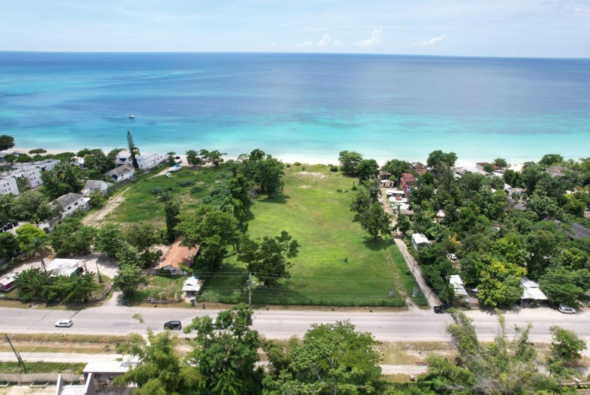 Eighth image of Cayenne Beach Negril in Negril, Westmoreland, Jamaica - property is For Sale