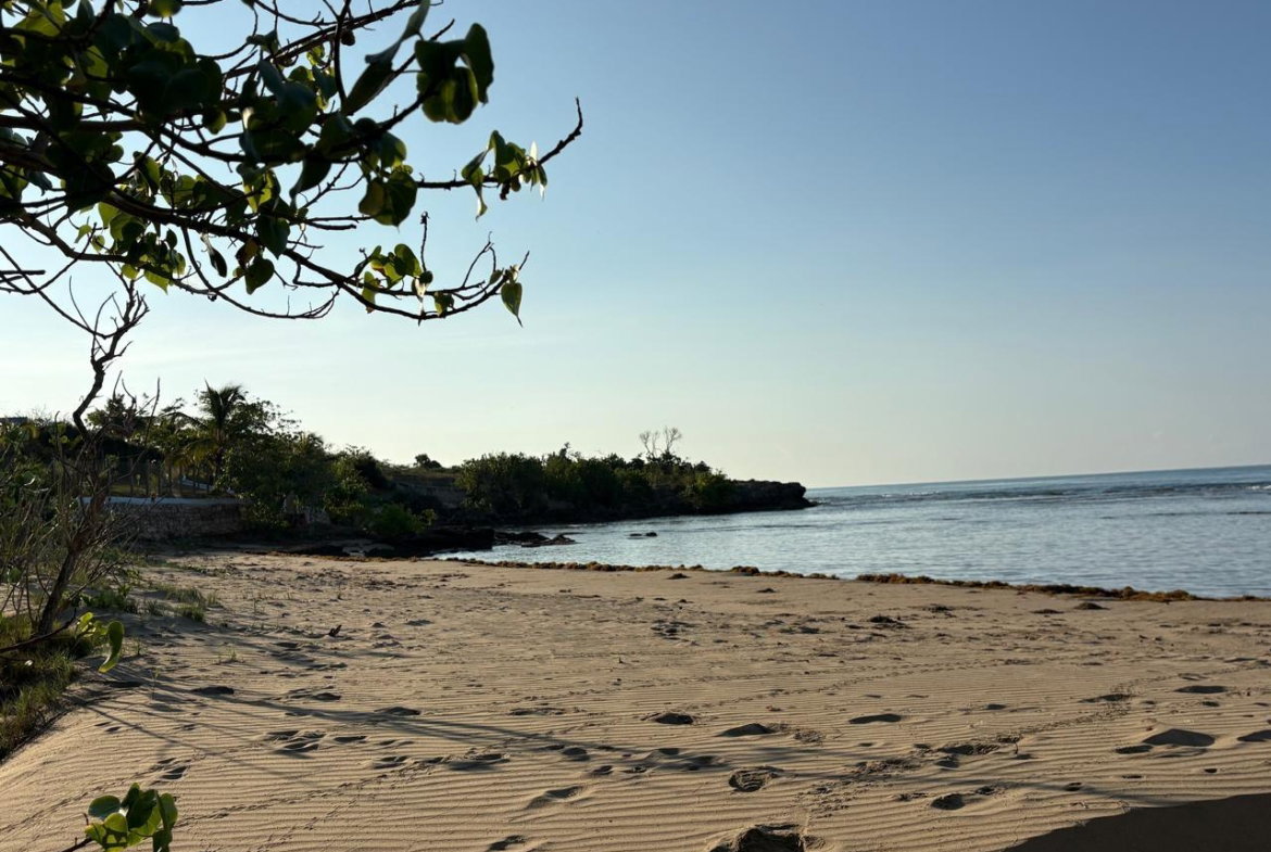Seventh image of Lot 3 Billy Bay, Treasure Beach in Treasure Beach, St. Elizabeth, Jamaica - property is For Sale