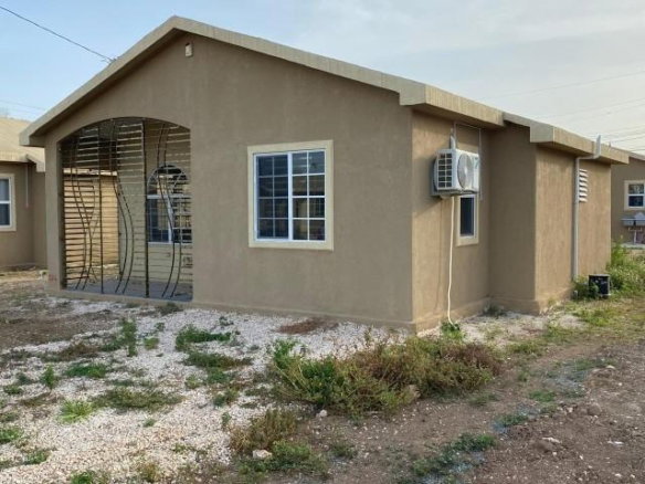 First image of 124-124 Pearl Avenue, Phase 1, ph in Phoenix Park, St. Catherine, Jamaica - property is For Rent