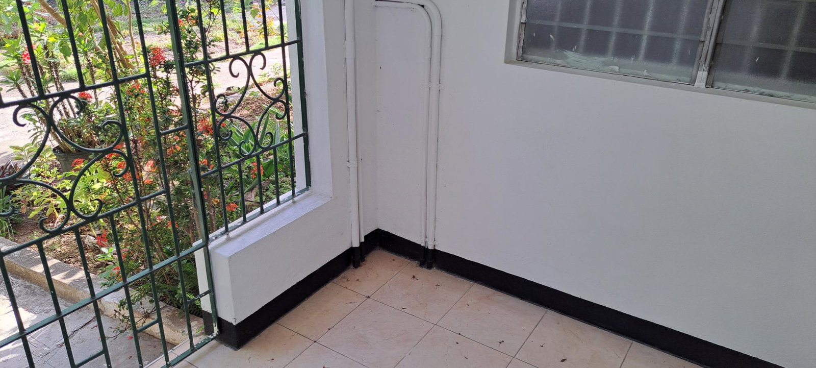 Charming-2-Bedroom-Apartment-for-Rent-in-St.-Andrew-Jamaica-18-Candlewood-Place Twelfth image of 18 Candlewood Place in Kingston 20, St. Andrew, Jamaica - property is For Rent