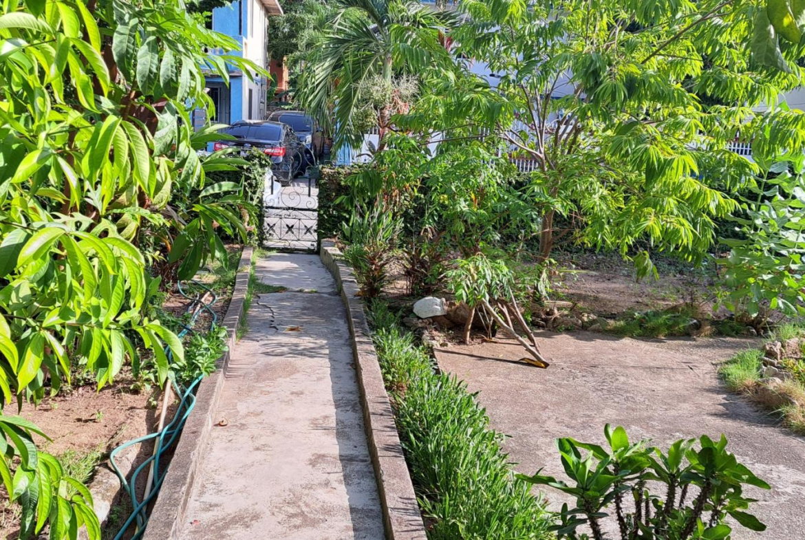 Fifteenth image of 18 Candlewood Place in Kingston 20, St. Andrew, Jamaica - property is For Rent