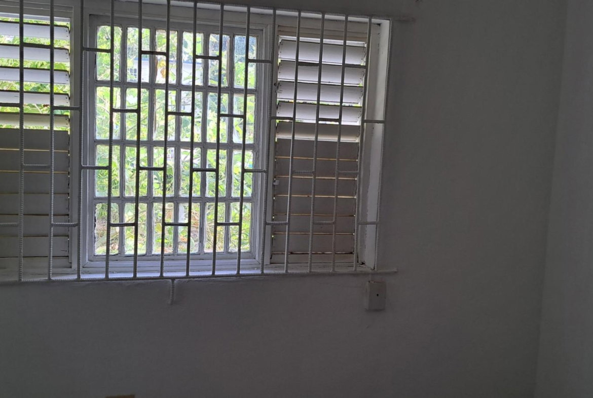 Seventh image of 18 Candlewood Place in Kingston 20, St. Andrew, Jamaica - property is For Rent