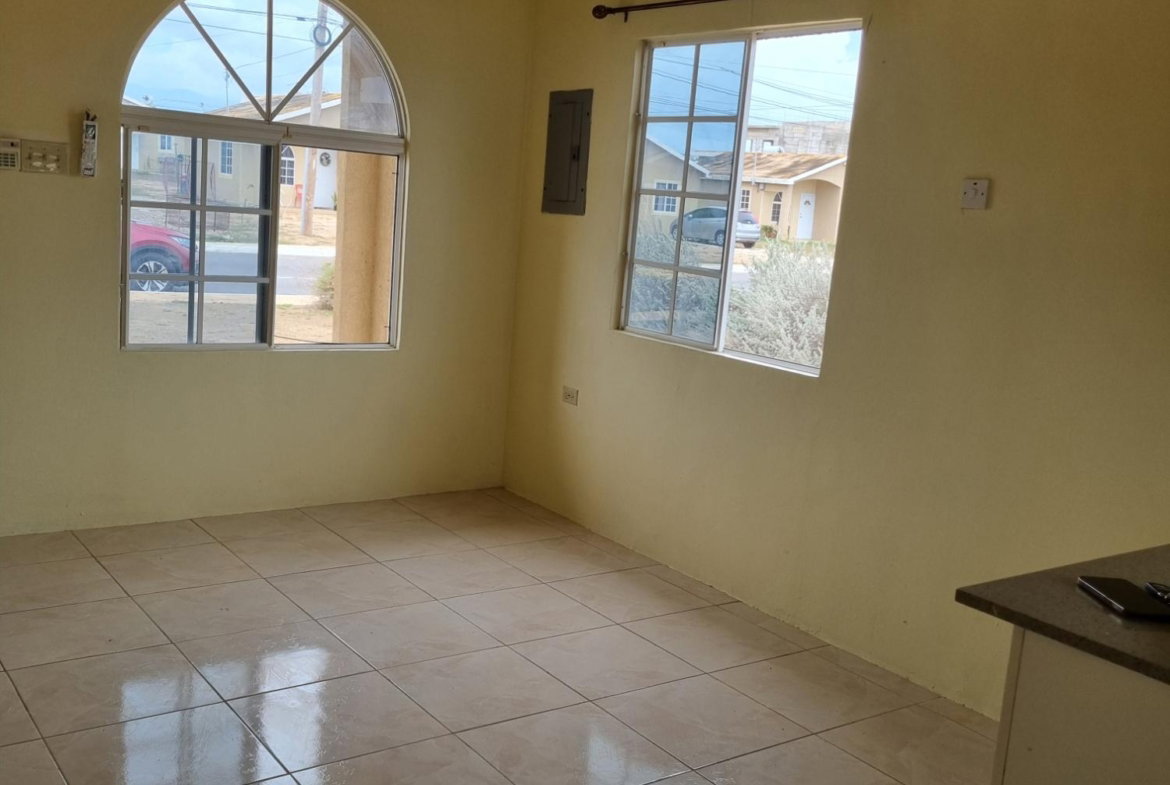Seventh image of 1218-54 Phoenix Boulevard in Phoenix Park, St. Catherine, Jamaica - property is For Rent