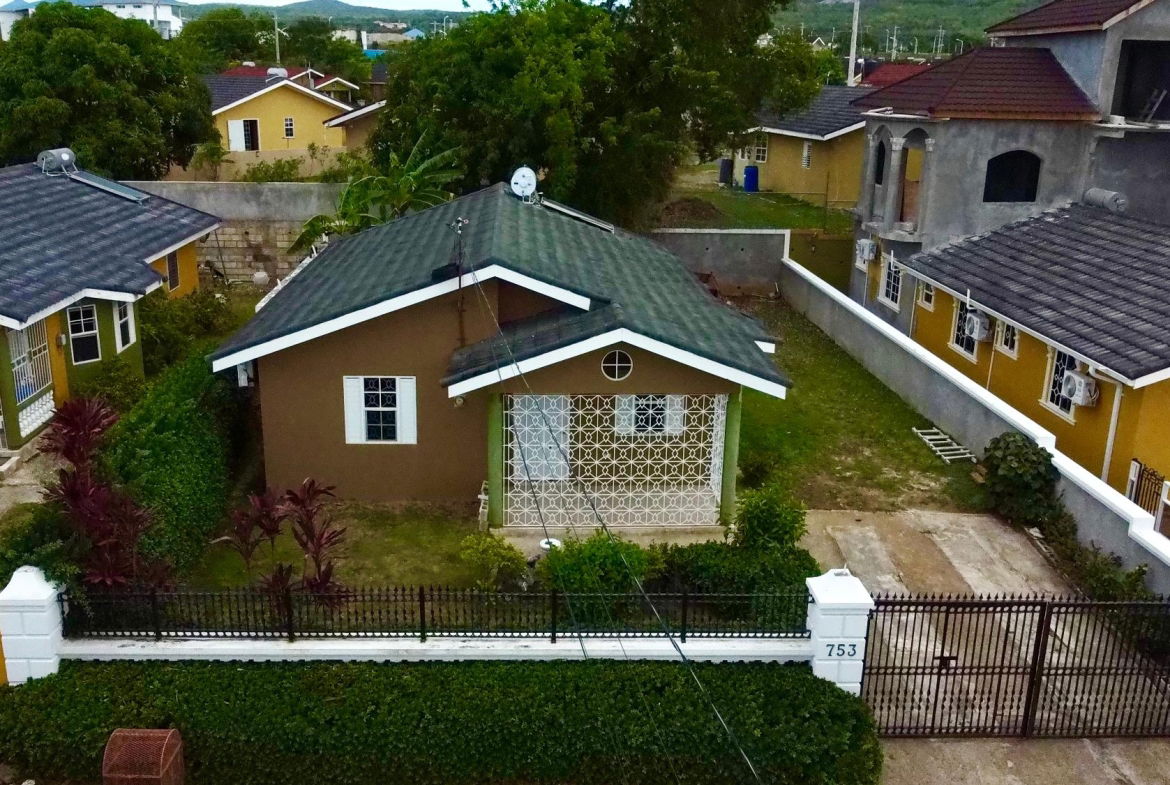 Fourth image of 753 Stonebrook Vista in STONEBROOK VISTA, Trelawny, Jamaica - property is For Sale