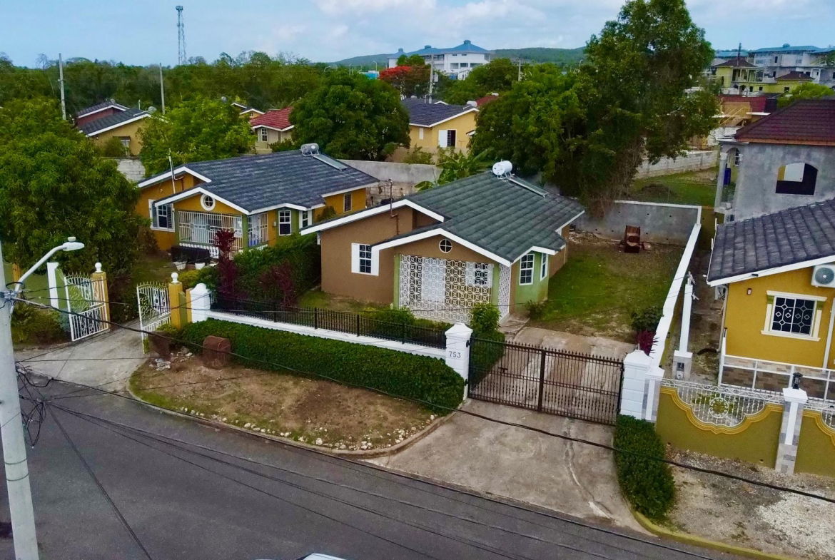 Fifth image of 753 Stonebrook Vista in STONEBROOK VISTA, Trelawny, Jamaica - property is For Sale