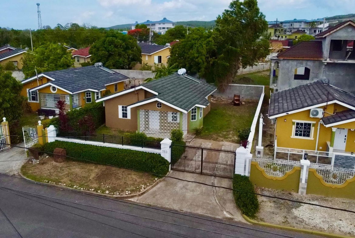 Seventh image of 753 Stonebrook Vista in STONEBROOK VISTA, Trelawny, Jamaica - property is For Sale