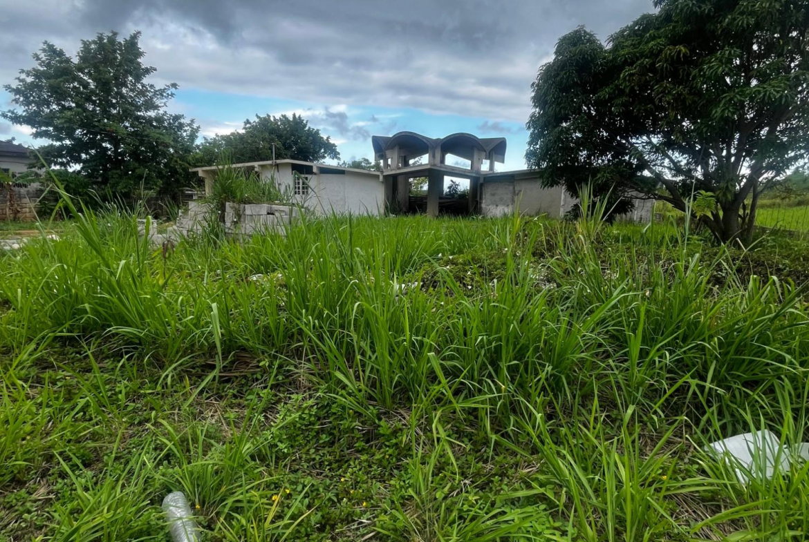 Fifth image of 207 Cyprus Hall Road in Red Hills, St. Andrew, Jamaica - property is For Sale