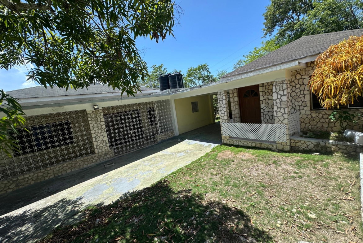 Twenty-Ninth image of Clermont, Daniel Town in Daniel Town, Trelawny, Jamaica - property is For Sale