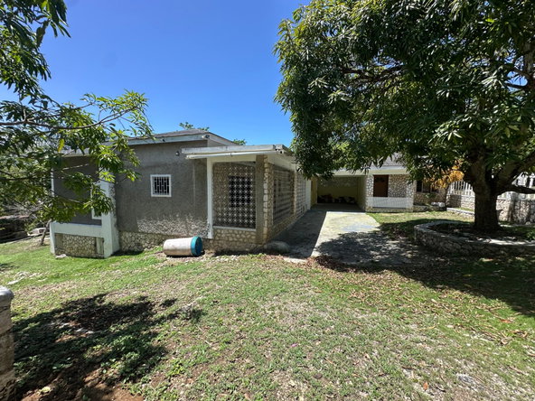 Fifth image of Clermont, Daniel Town in Daniel Town, Trelawny, Jamaica - property is For Sale