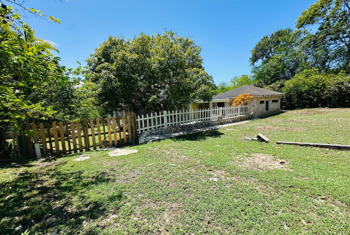 Eighth image of Clermont, Daniel Town in Daniel Town, Trelawny, Jamaica - property is For Sale