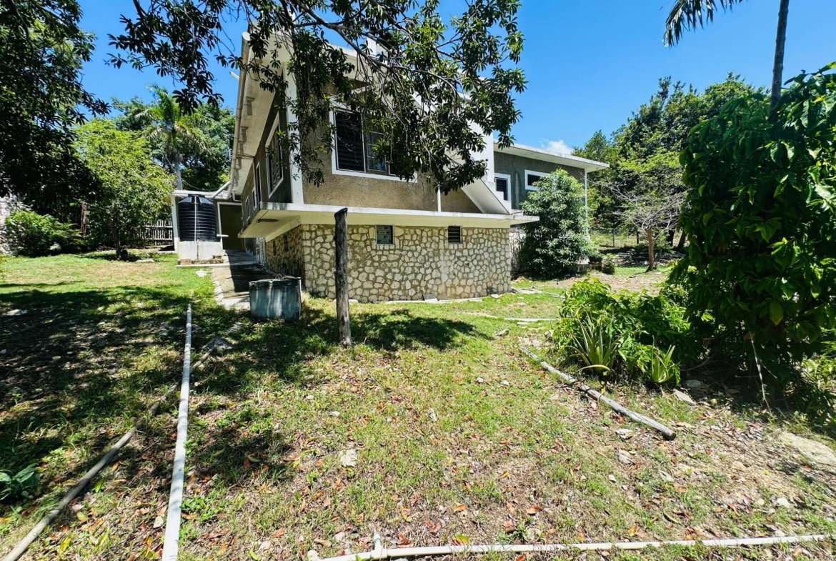 Tenth image of Clermont, Daniel Town in Daniel Town, Trelawny, Jamaica - property is For Sale